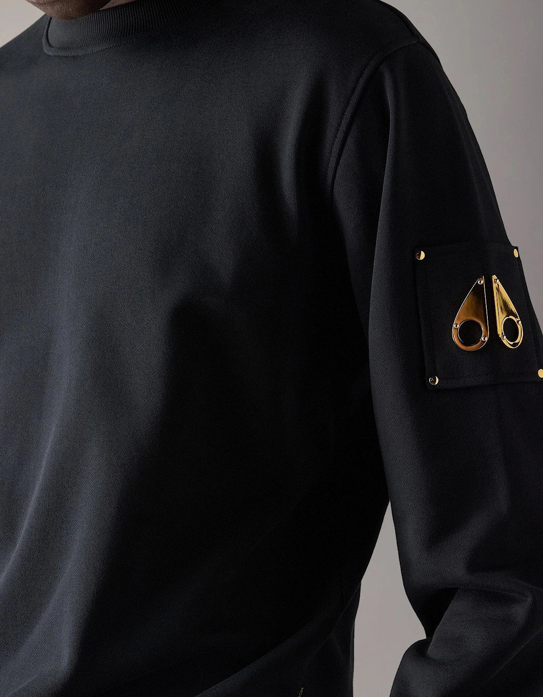 Hartsfield Gold Logo Sweatshirt Black