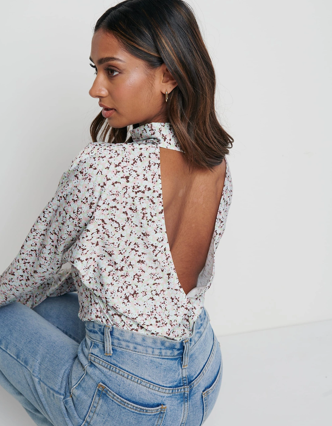 Bonnie Backless Blouse - Floral