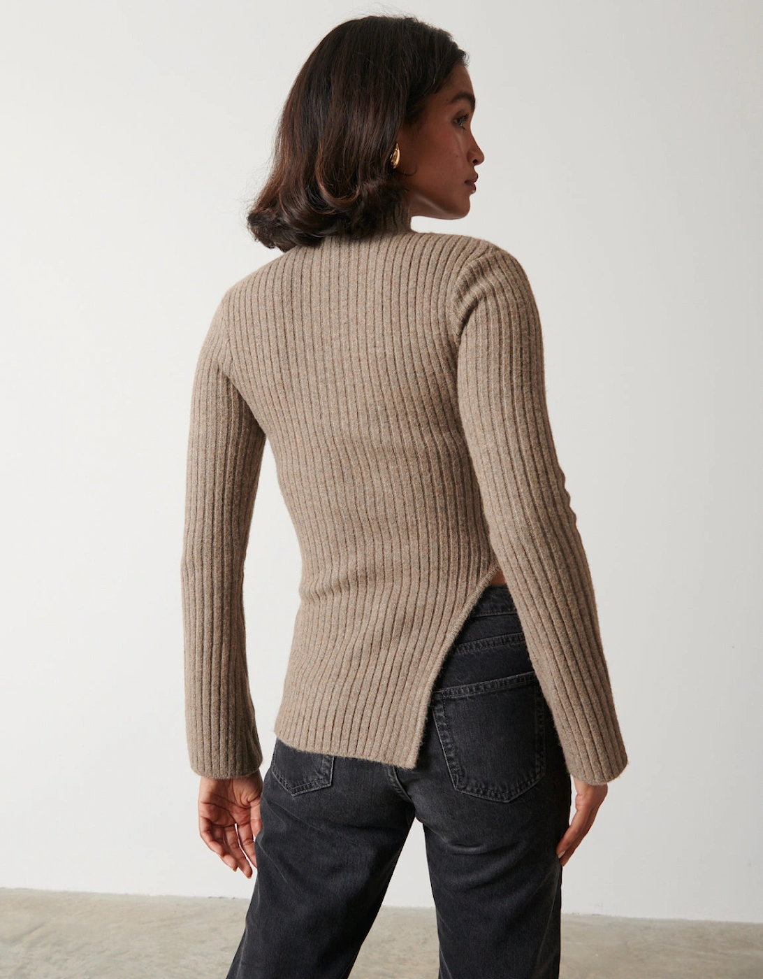 Charley Turtle Neck Asymmetric Hem Knit Top - Mushroom
