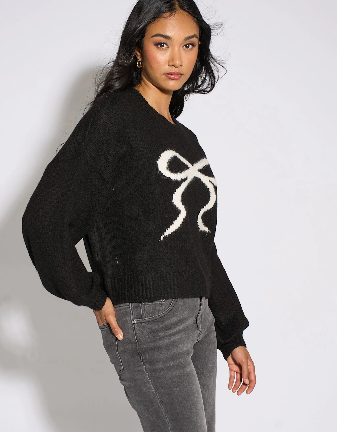 Black Contrast Bow pattern oversized Jumper