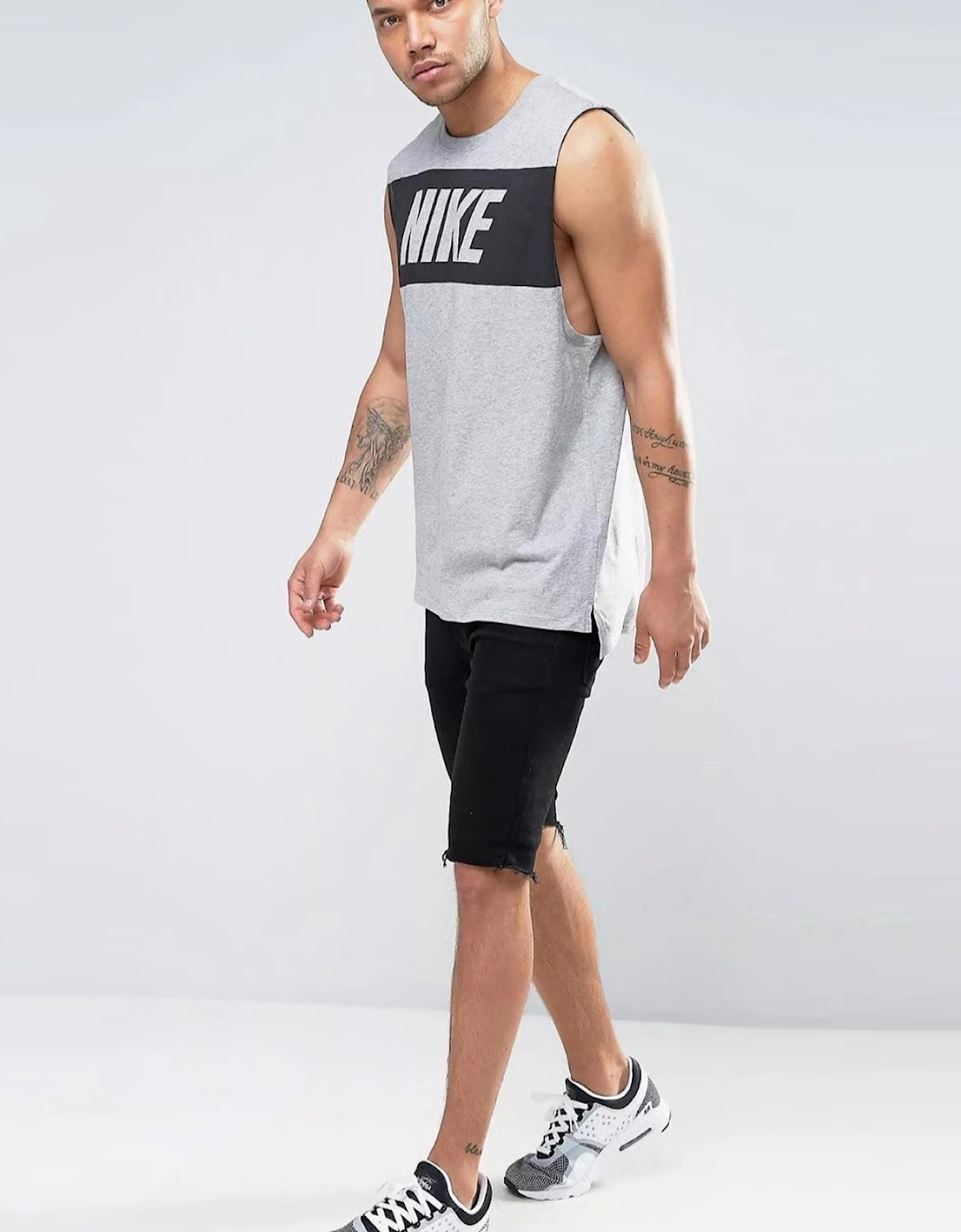 Nike Men's Retro Logo Vest in Grey