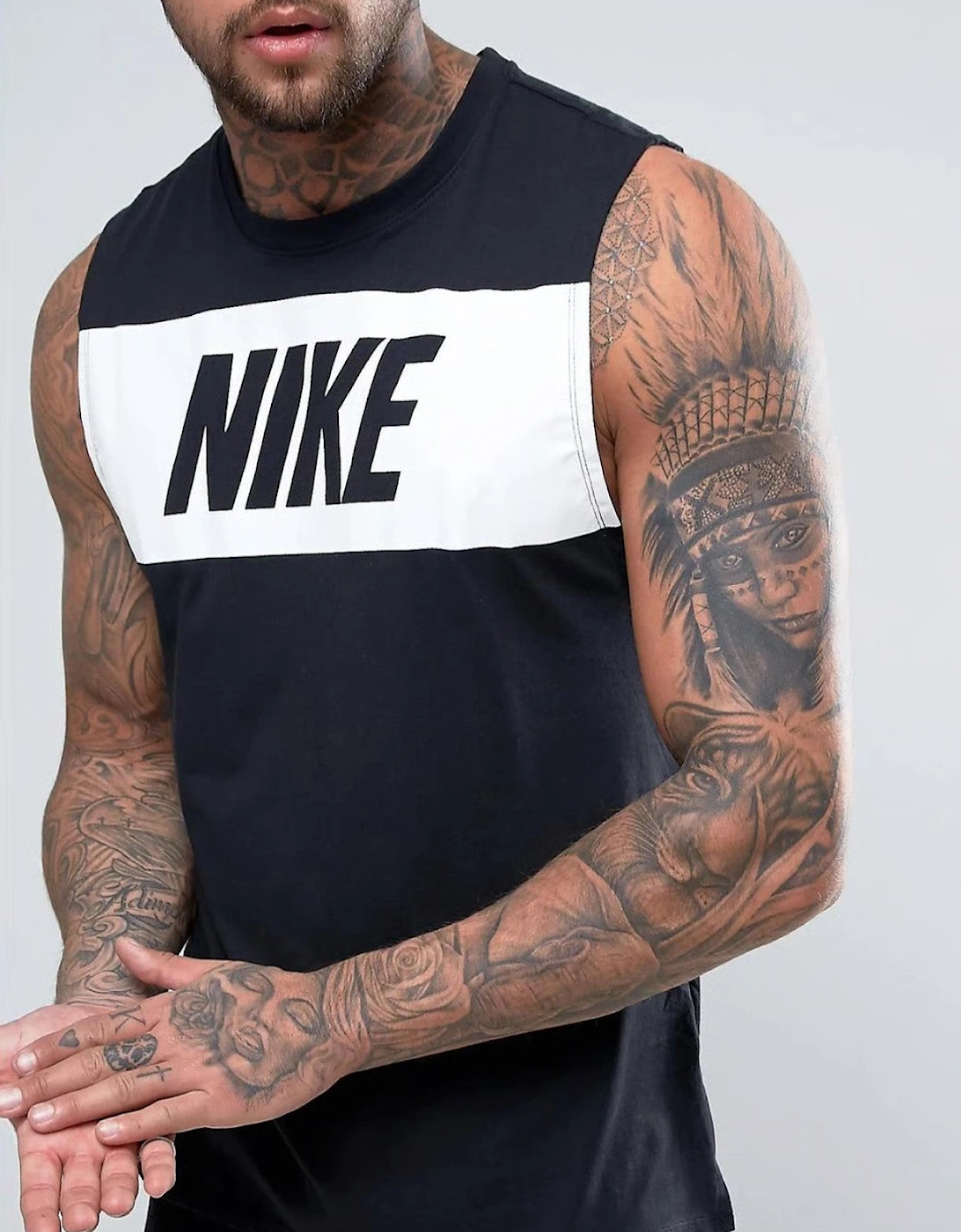 Nike Men's Retro Logo Vest in Black