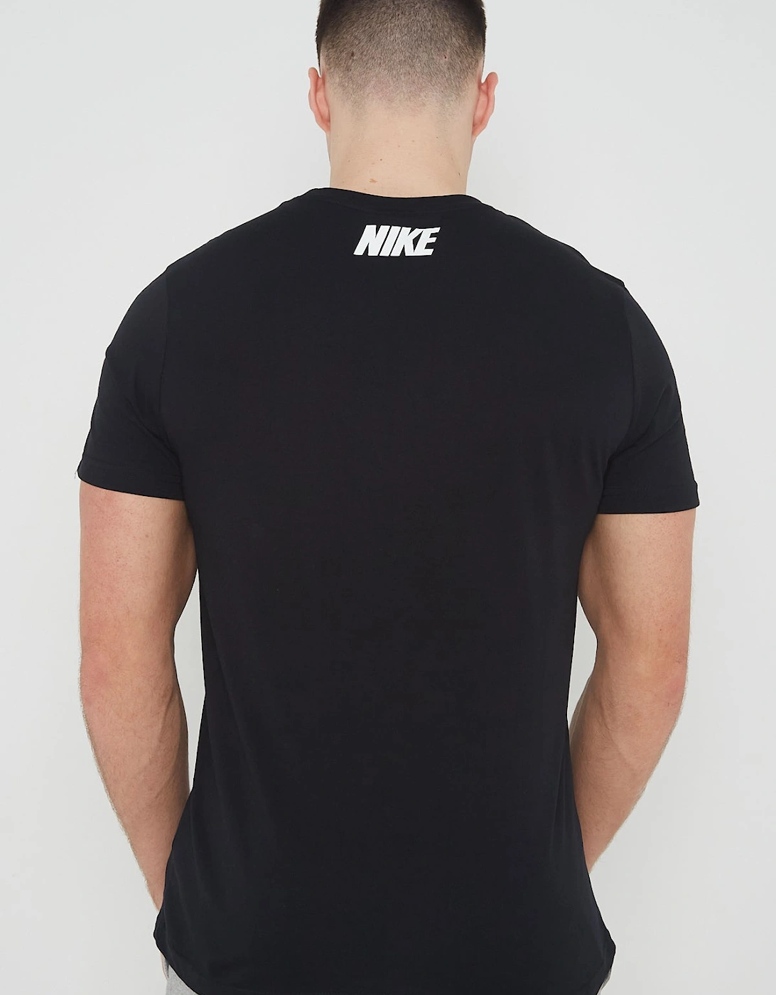 Nike Mens Sportswear Repeat T Shirt in Black
