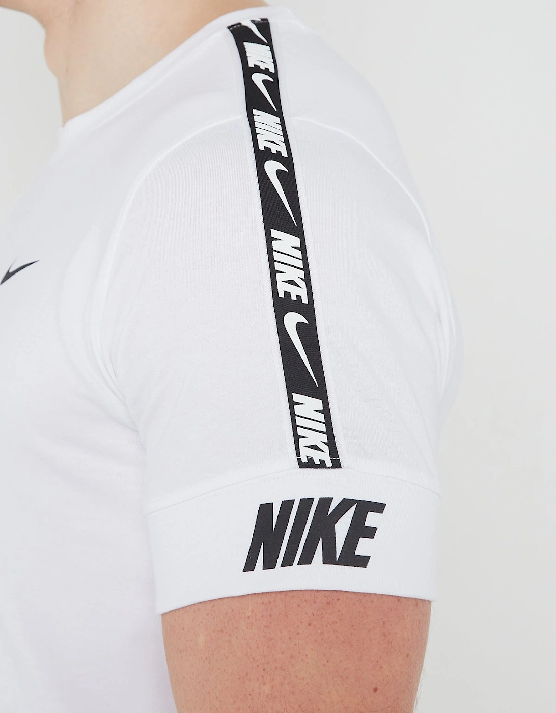 Nike Mens NSW Repeat T Shirt in White