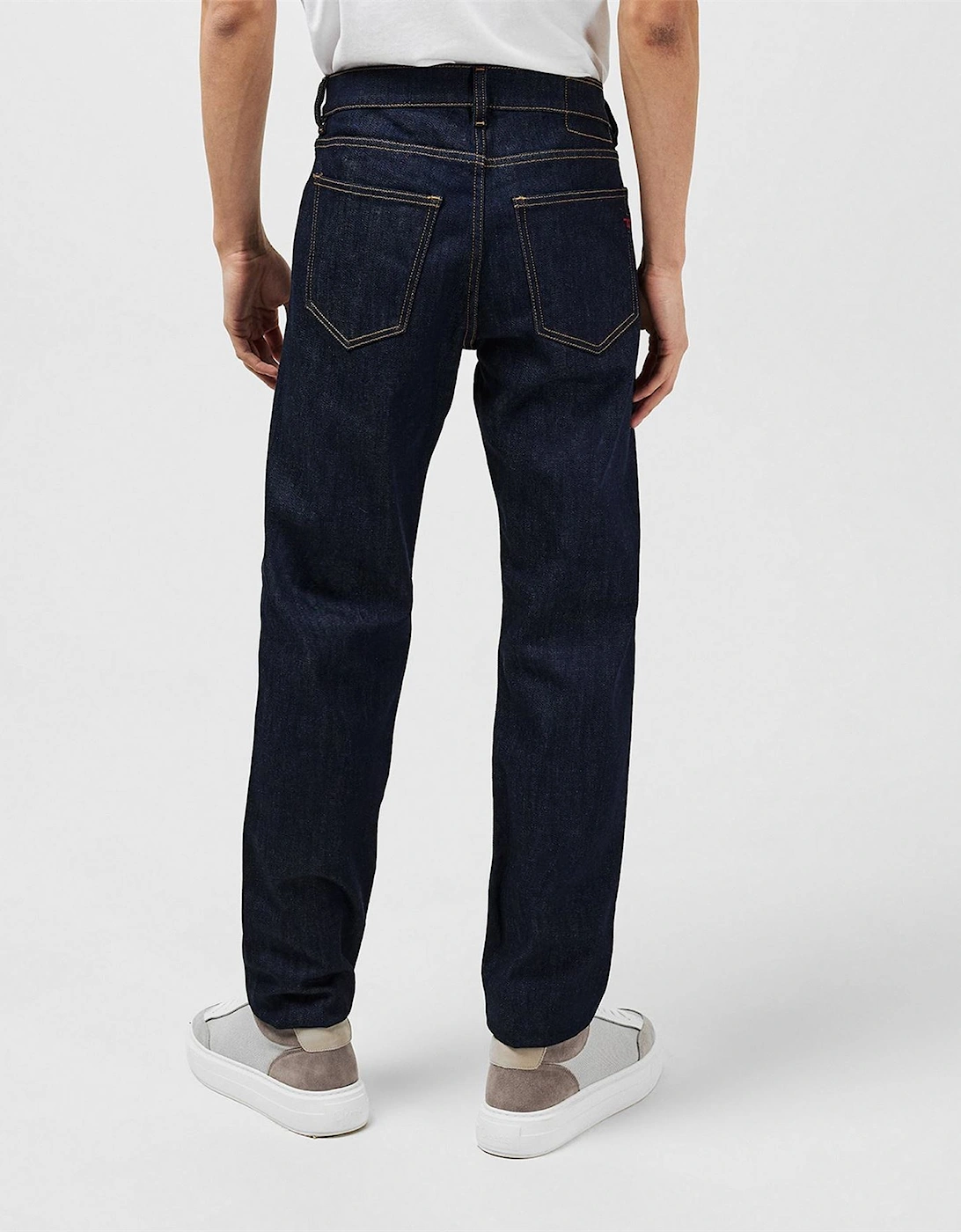 Strukt Slim Jeans