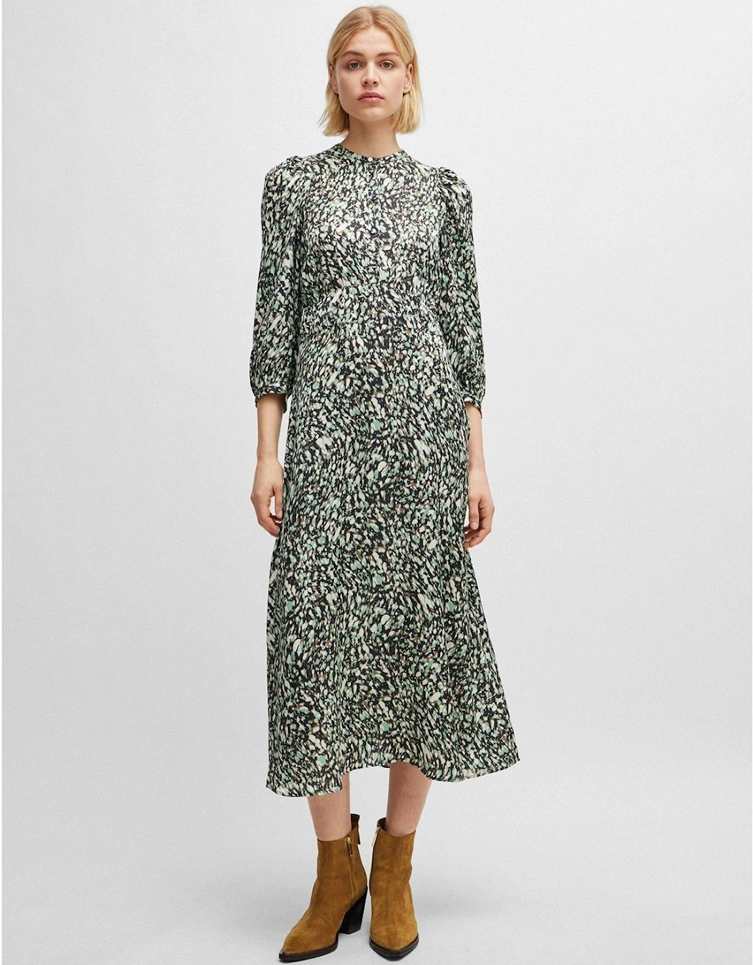 C Dozia Crew Neck Midi Wrap Dress