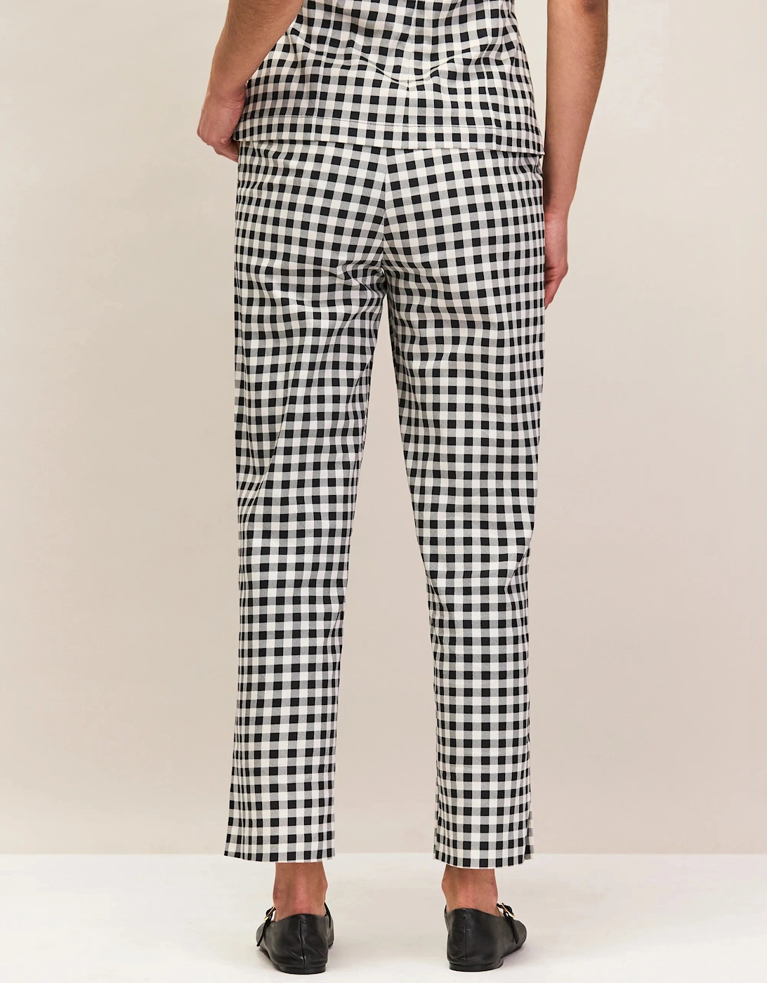 Petite Black And Ivory Gingham 7/8 Cotton Capri