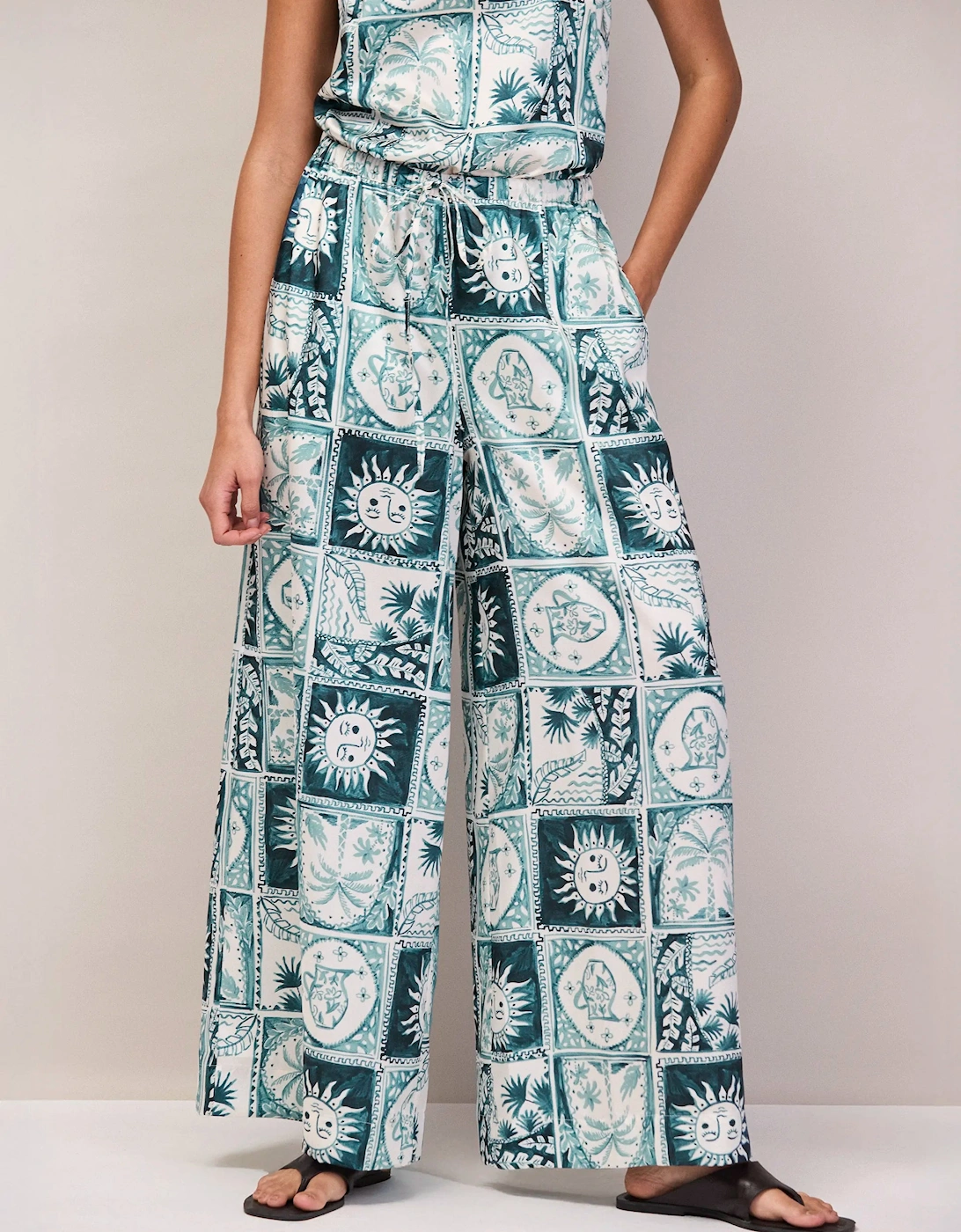 Petite Blue Zodiac Print Trousers