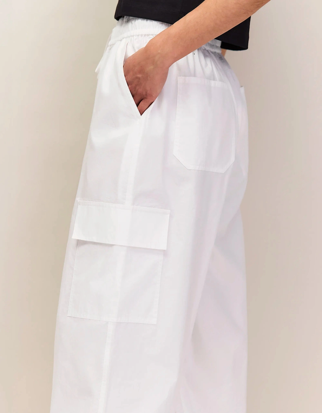 White Cotton Drawstring Cuff Trousers