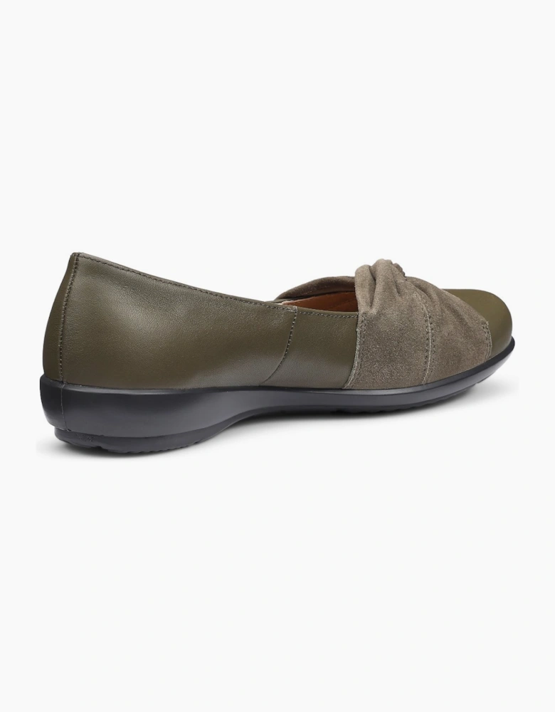 Lark Womens Wide Fit Shoes
