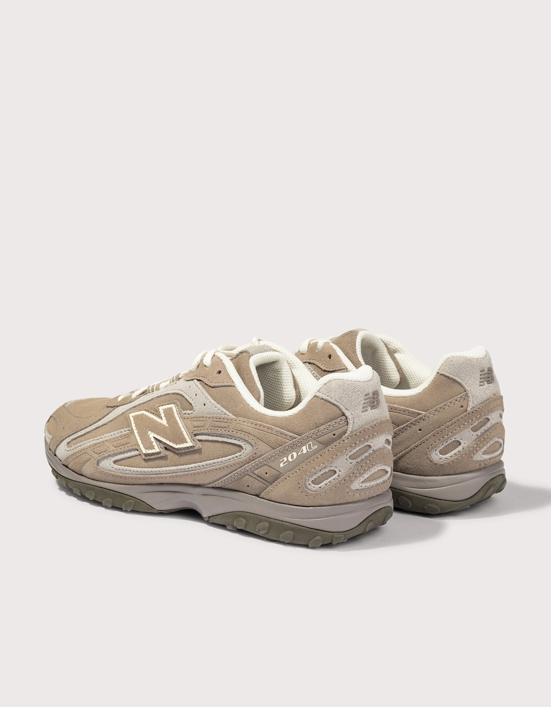 204L Sneakers