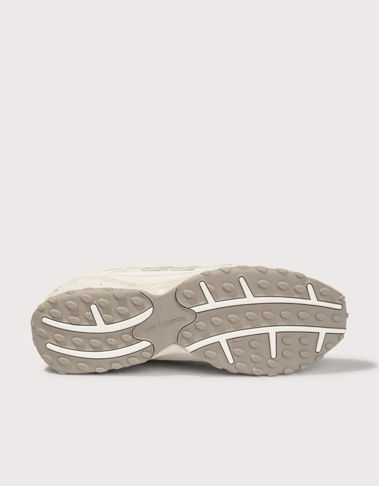 204L Sneakers