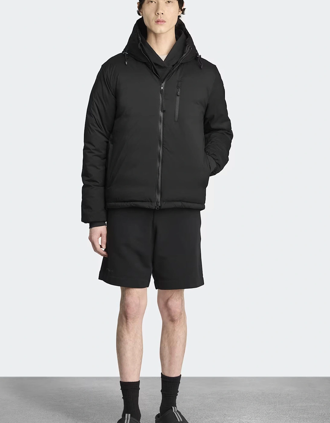 Lodge Hooded Jacket Black Disc