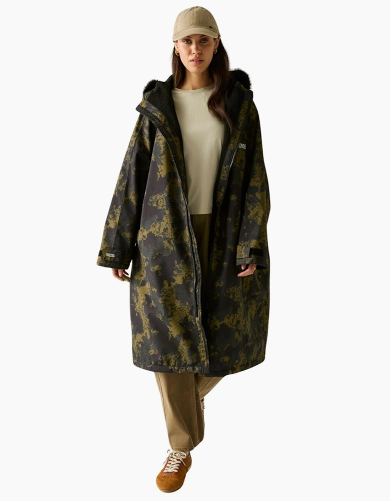 Regatta Adults Outdoor Waterproof Changing Robe Pro
