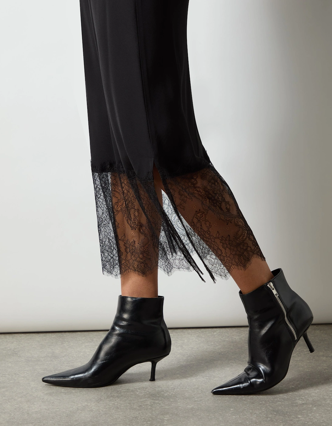Black Crepe Lace Trim Skirt