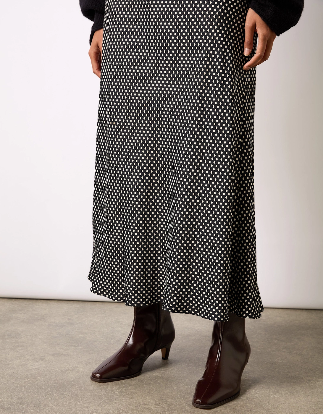 Mono Polka Dot Print Satin Skirt