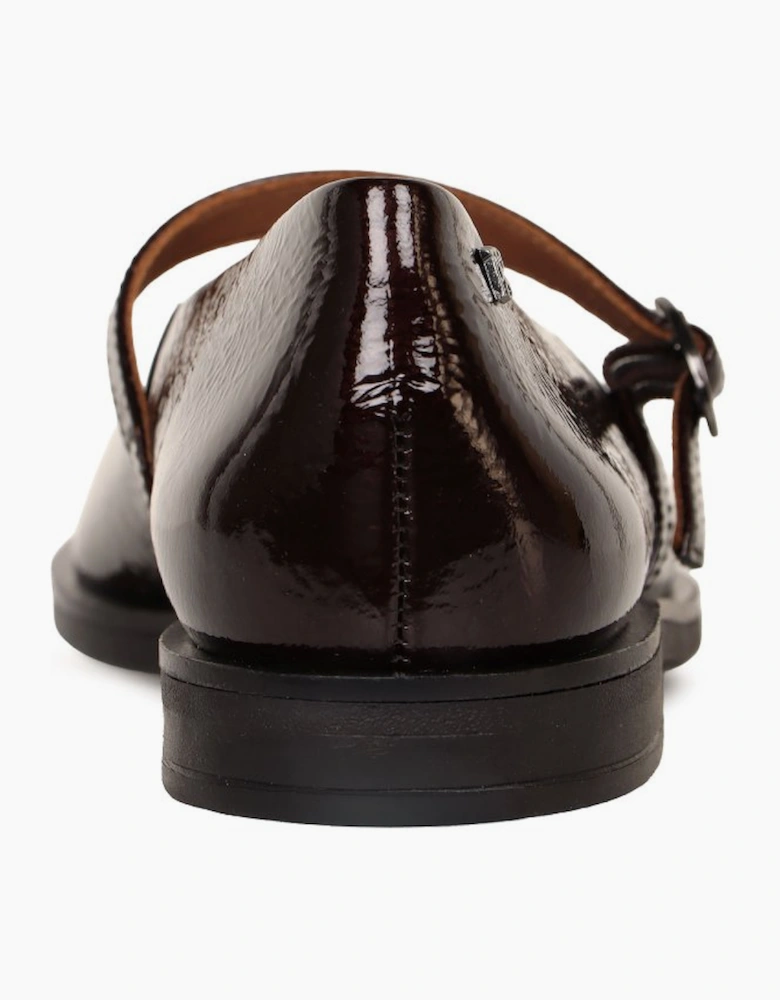 Karlie Womens Shoes