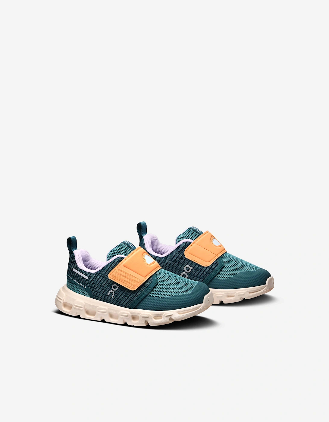 On Running Kids Cloud Dash Trainers in Green