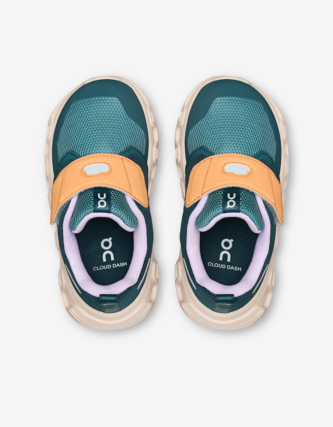 On Running Kids Cloud Dash Trainers in Green