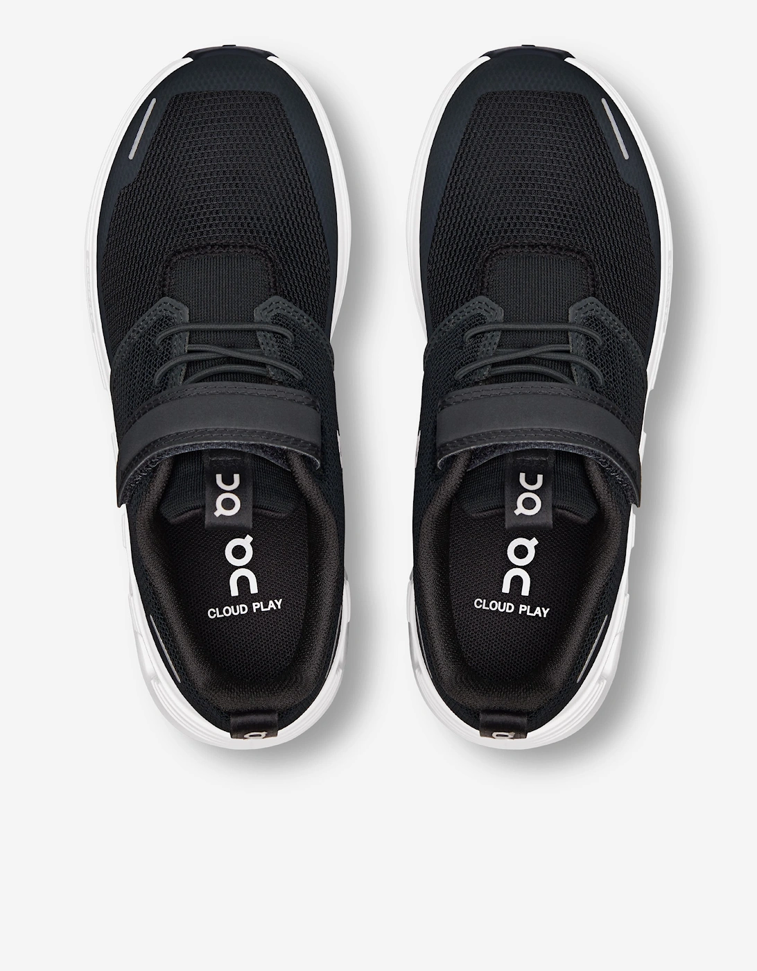 On Running Kids Cloud Play 2 Trainers in Black