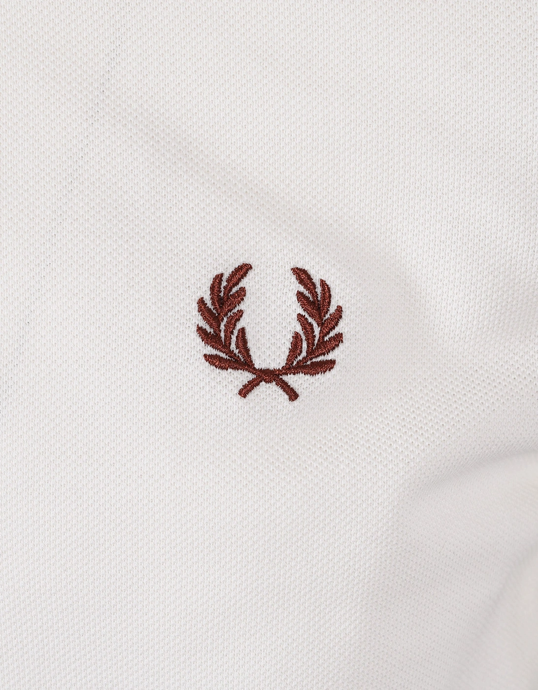 FRED PERRY TWIN TIPPED POLO SNOW WHITE/ SILVER BLUE/ BRAND