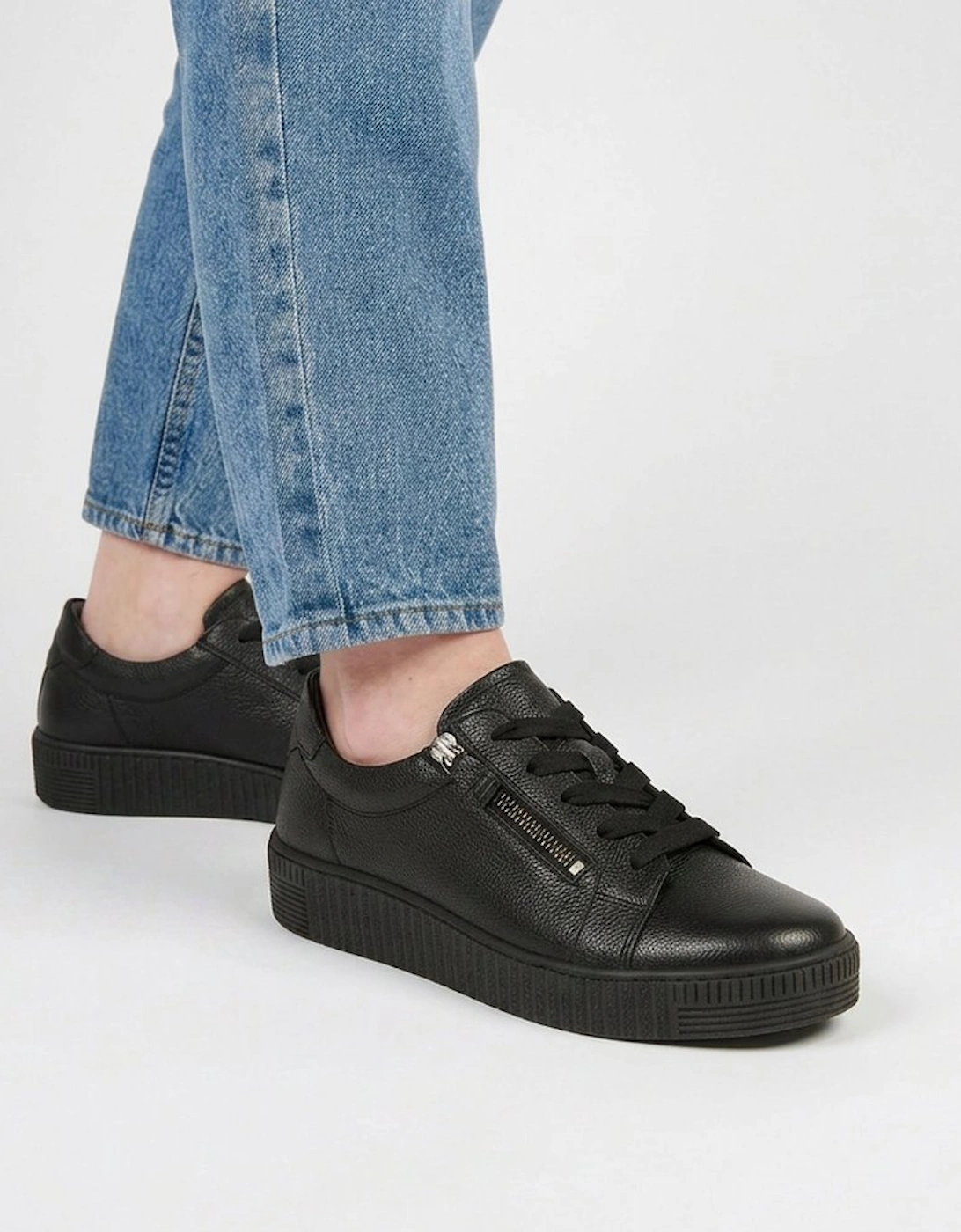Wisdom Ladies Trainers