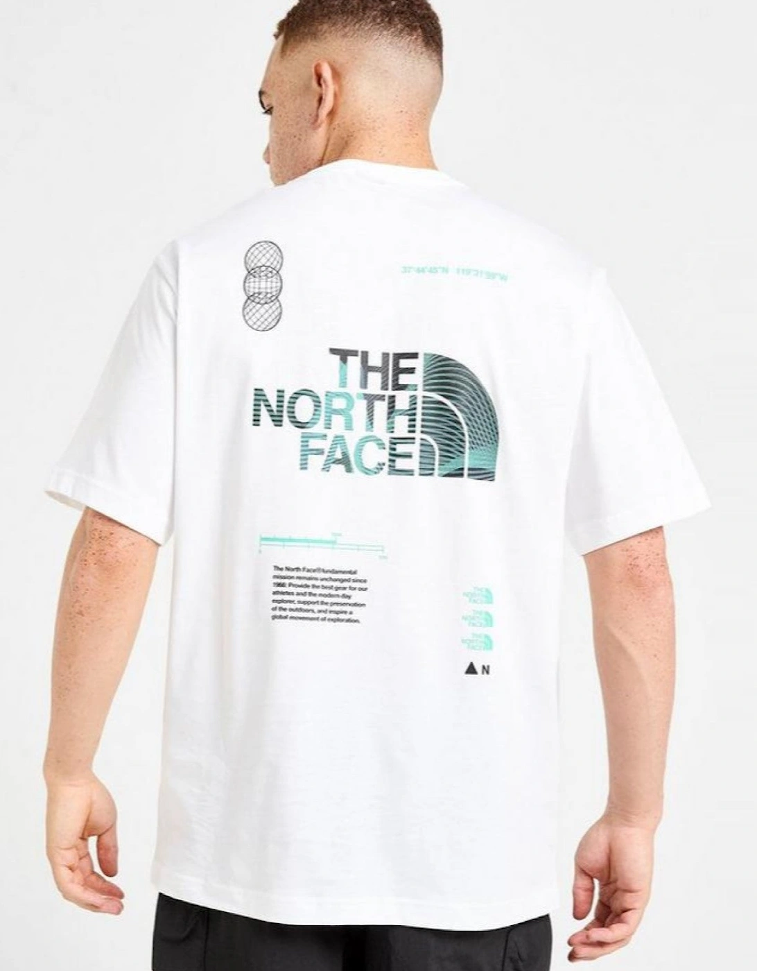 The North Face Mens Graphic Relaxed SS in White