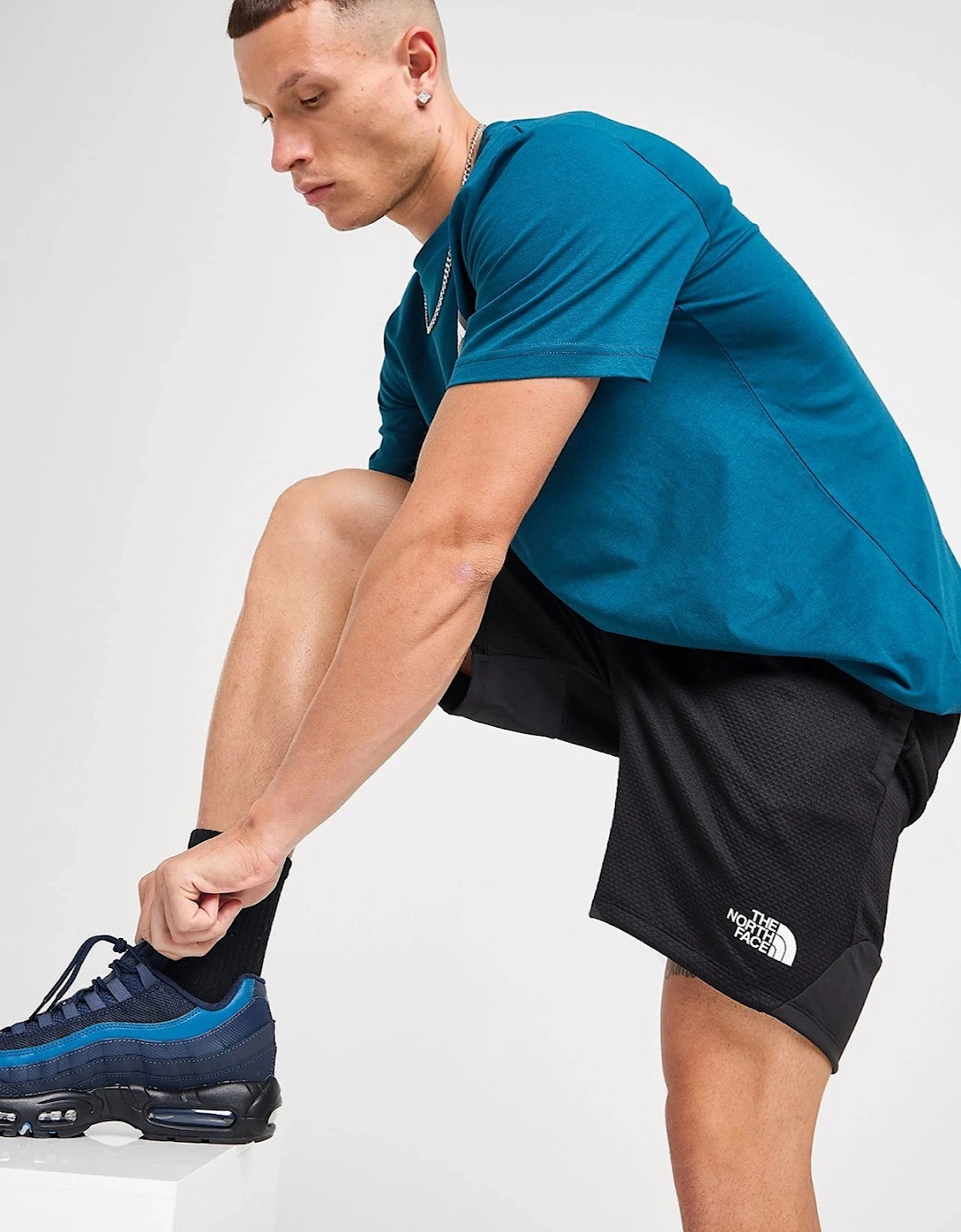 The North Face Mens Mountain Athletics Shorts in Black