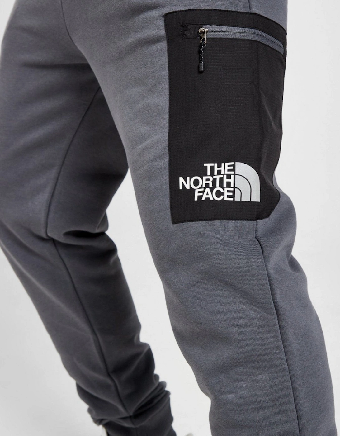 The North Face Mens Inc Bondi Pullover Tracksuit in Vanadis Grey