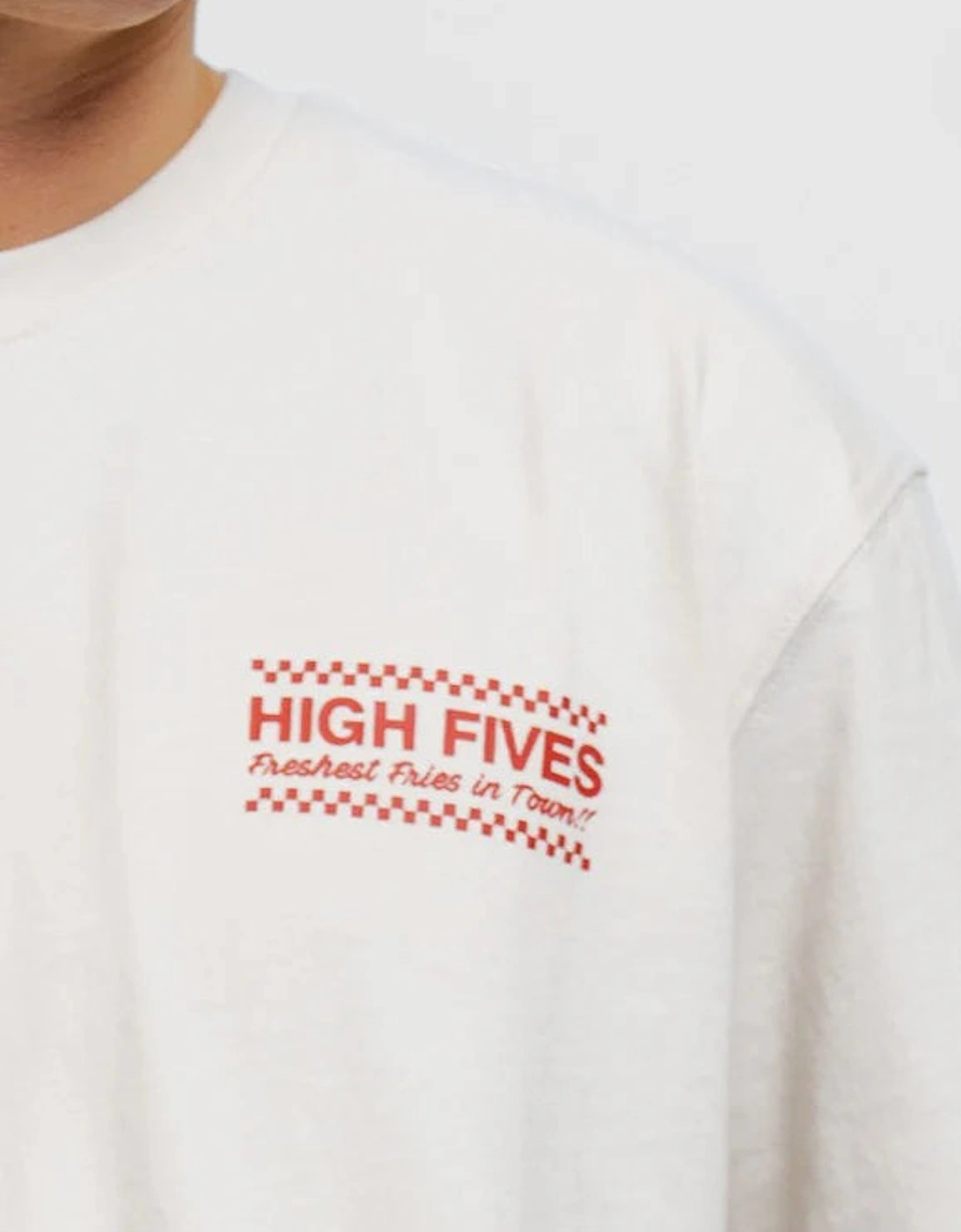 Fresh Flavours High Fives Oversized T-Shirt - Ecru