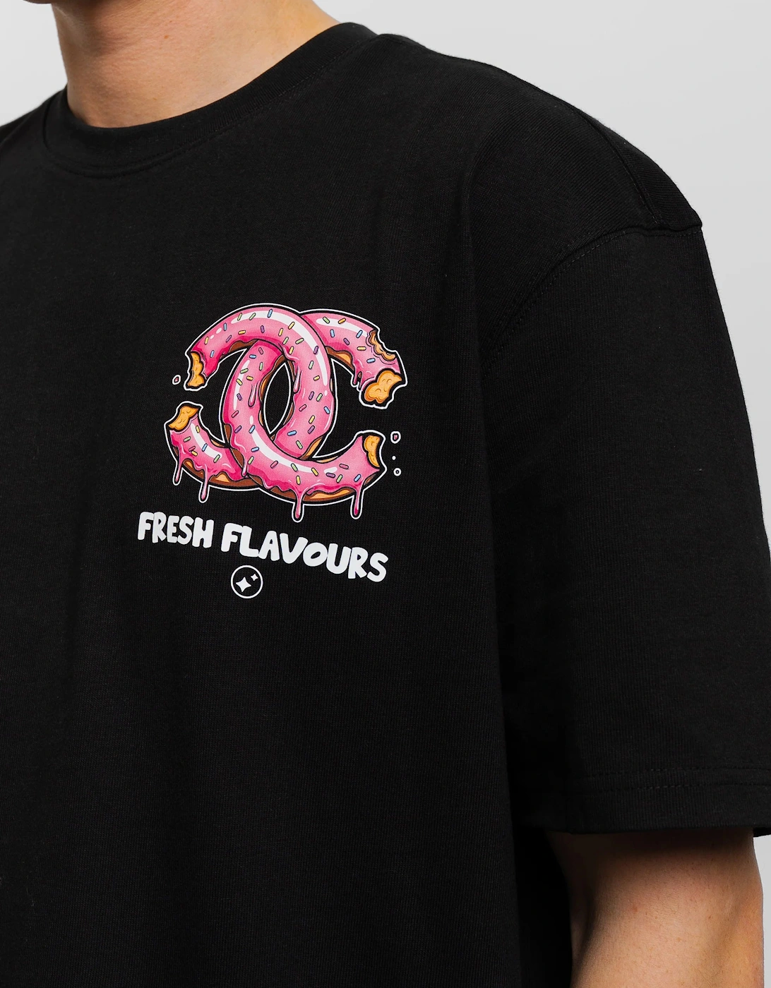 Fresh Flavours Chomp Oversized T-Shirt - Black