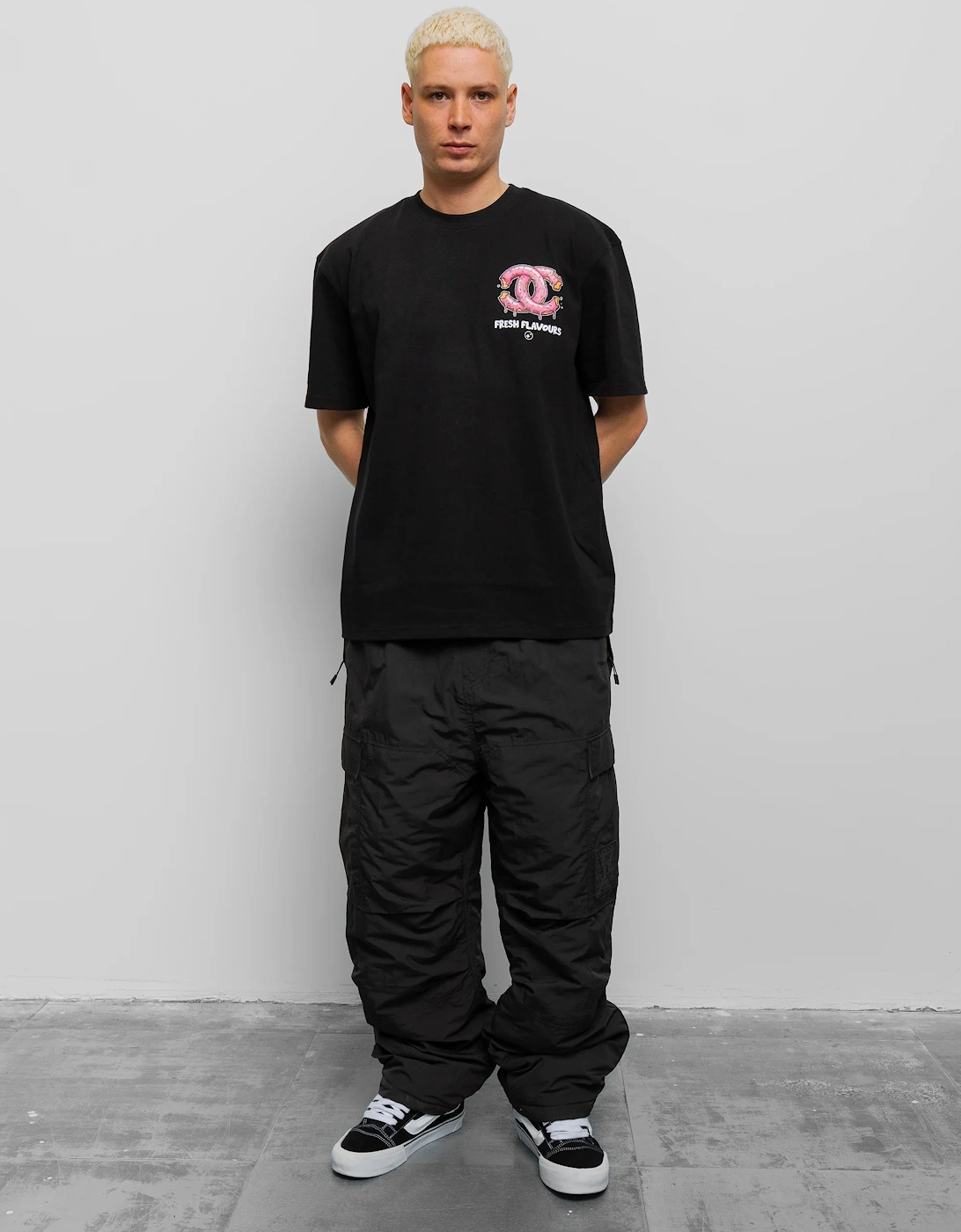 Fresh Flavours Chomp Oversized T-Shirt - Black