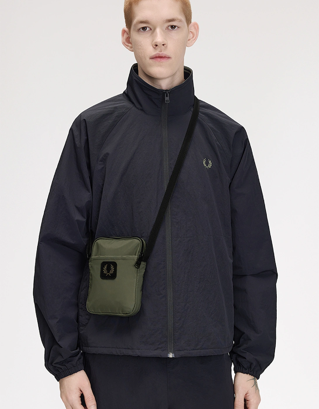 Fred Perry Unisex Green Crinkle Nylon Small Side Bag