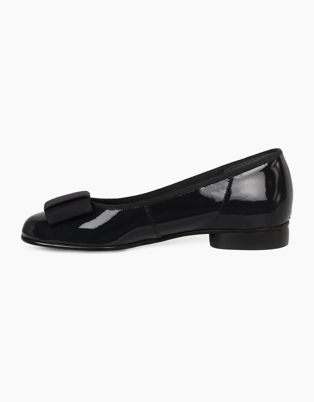 Assist Womens Bow Trim Ballerina Flats