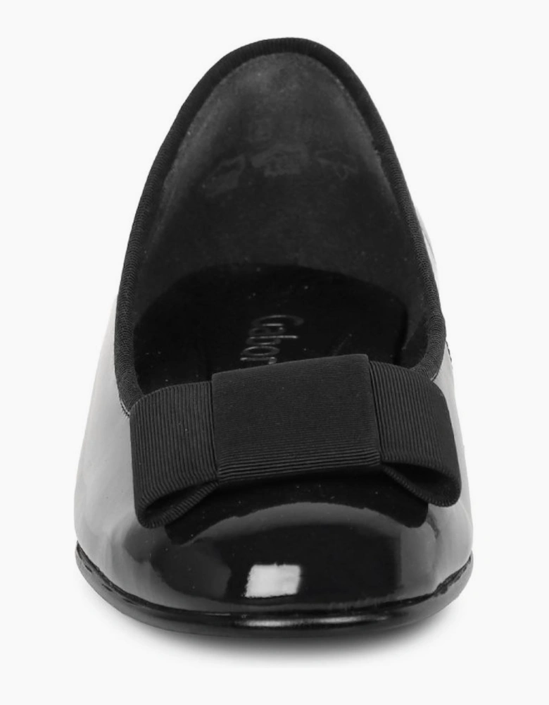 Assist Womens Bow Trim Ballerina Flats