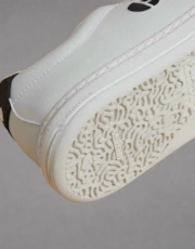 Thumbnail 5 of 6