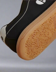 Thumbnail 5 of 6