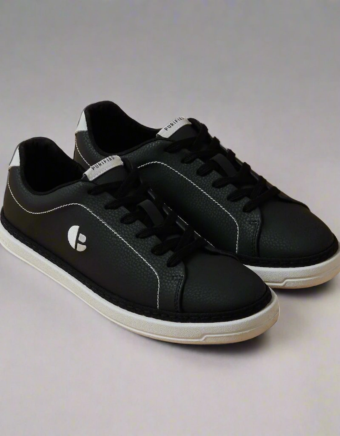 Hevea - Black / White