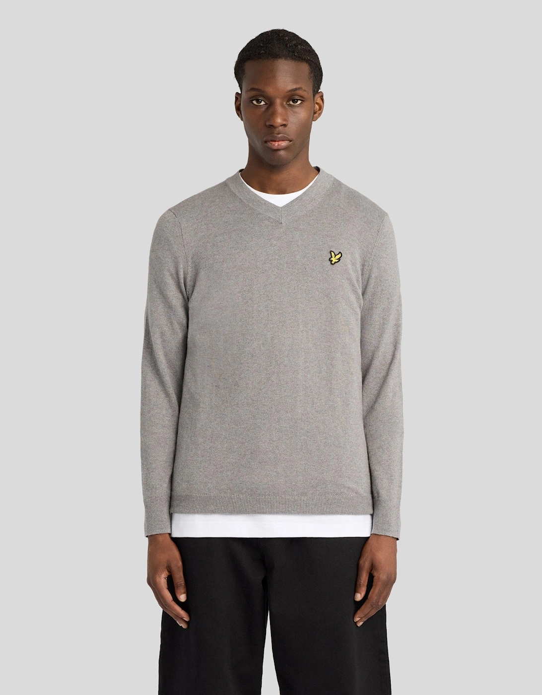 Lyle And Scott Men's Grey Cotton Merino V Neck Jumper - Size 34