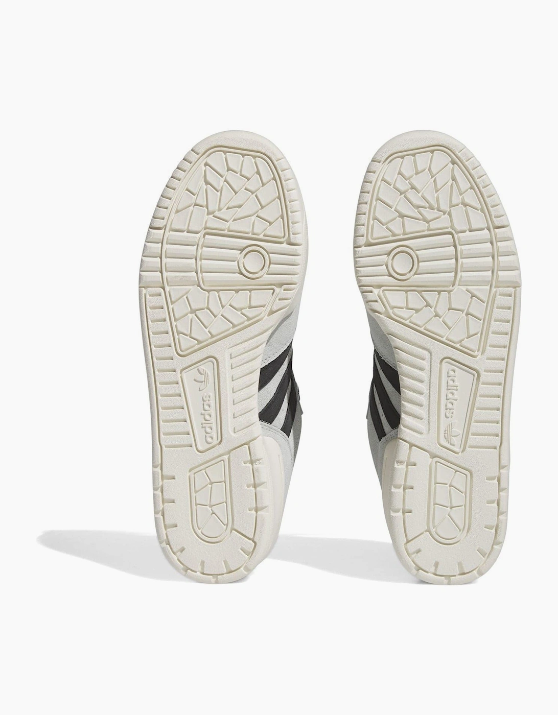 Rivalry Low Top Lace-Up Sneakers