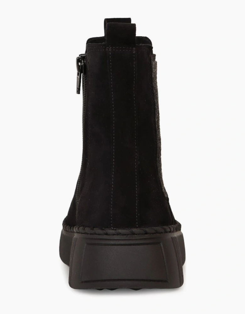 Relaxed Womens Chelsea Boots