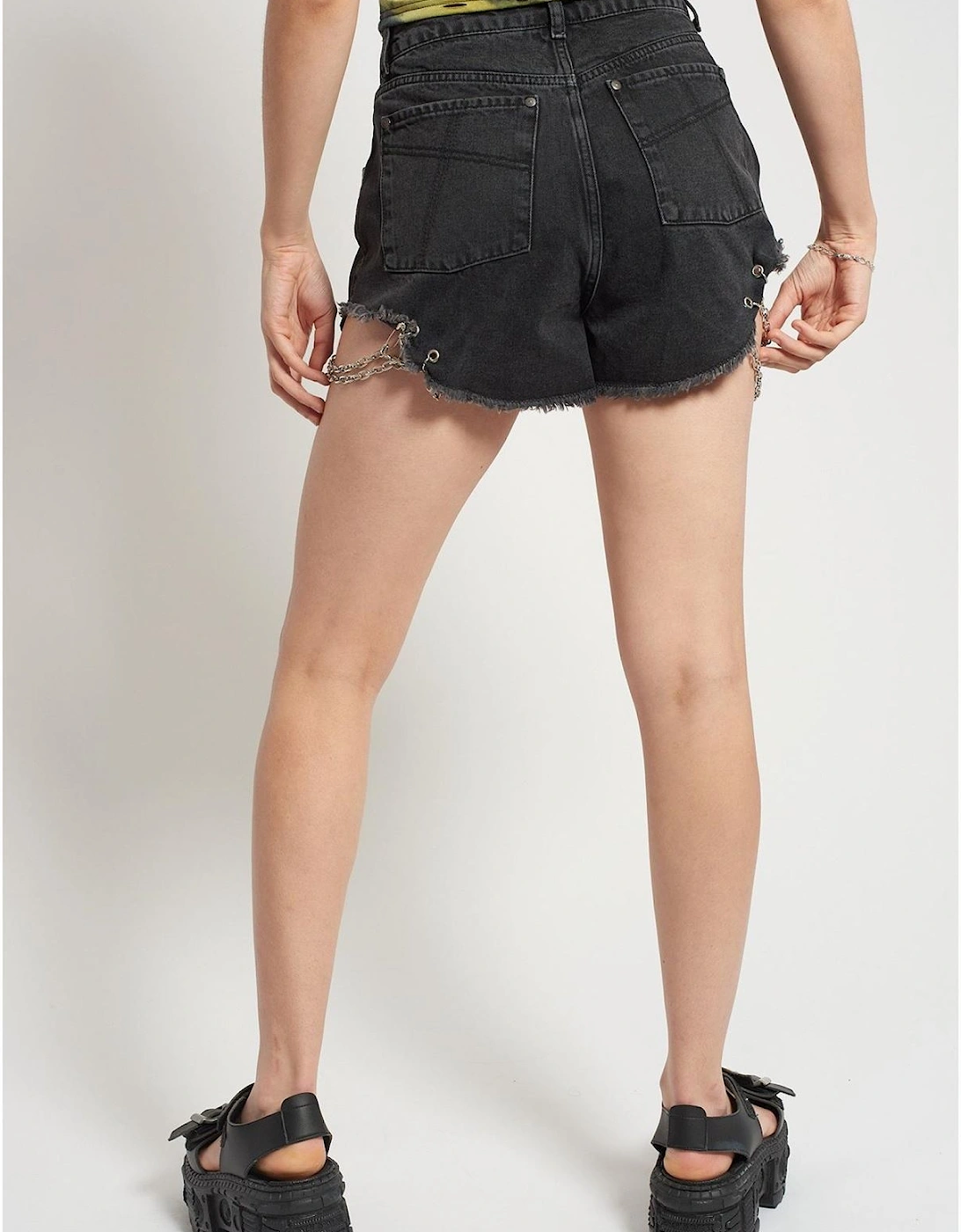 Rag Thorn Shorts