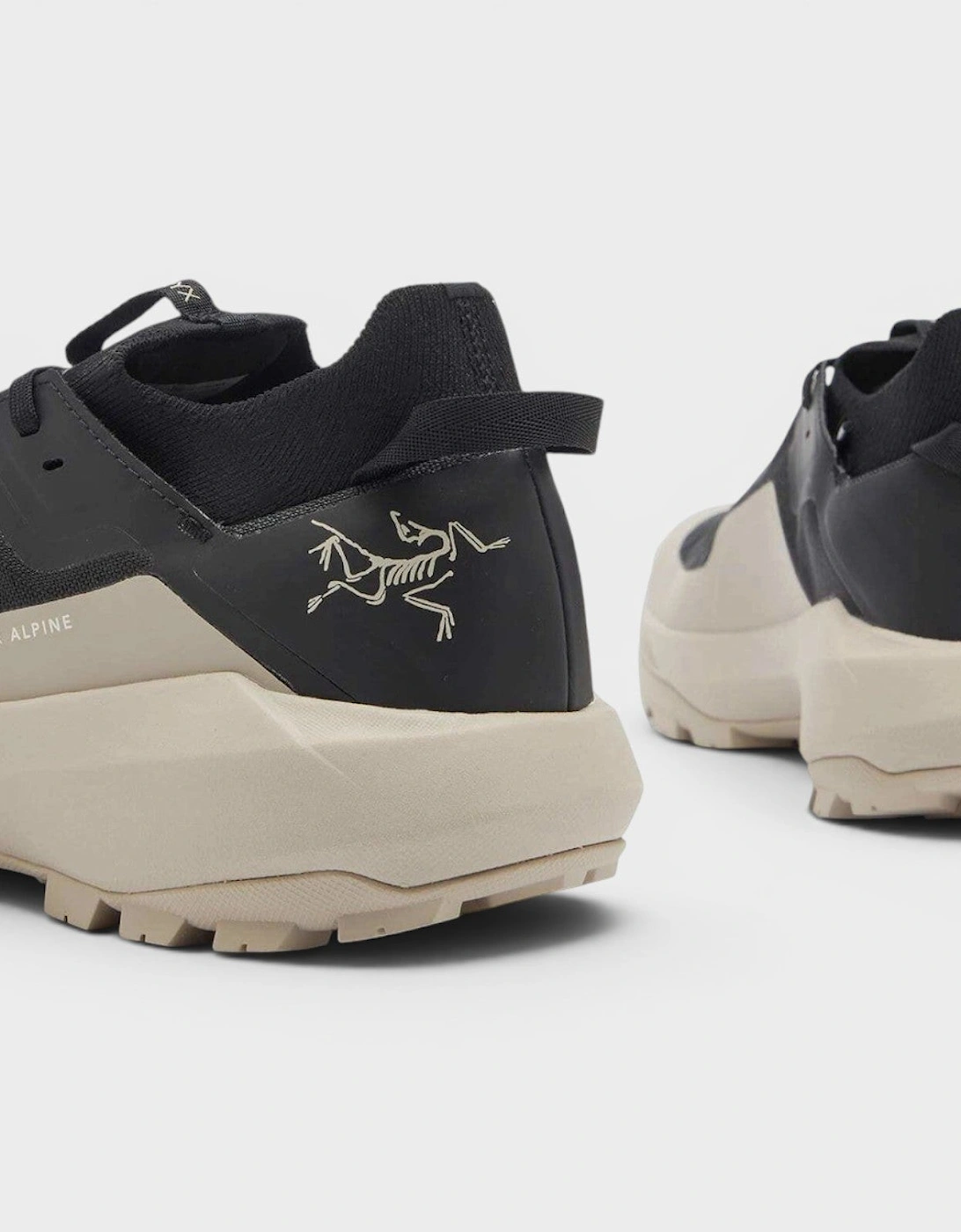 Vertex Alpine in Black Rune Sneakers