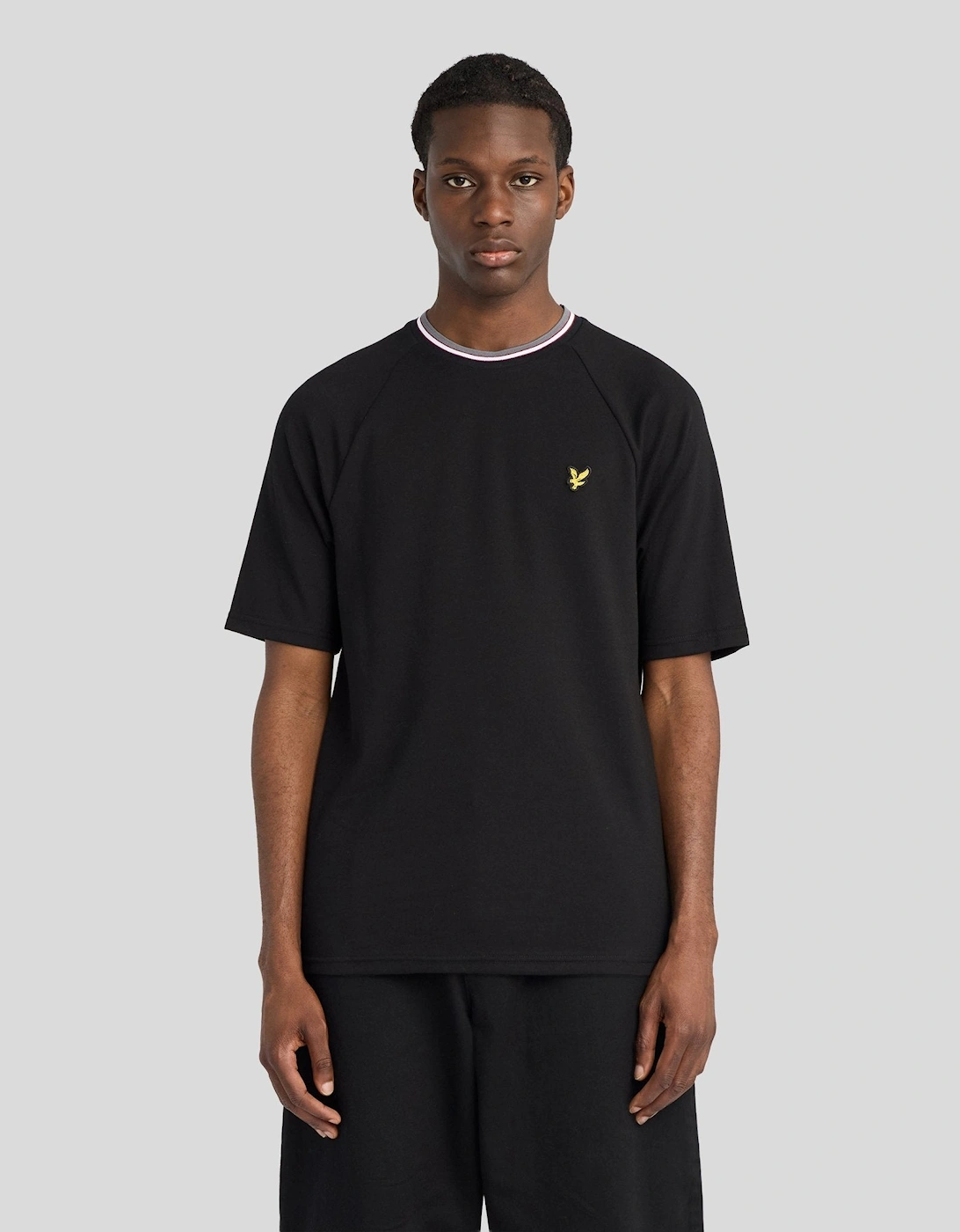 Lyle And Scott Men's Black Tipped Track T-Shirt - Size: 42