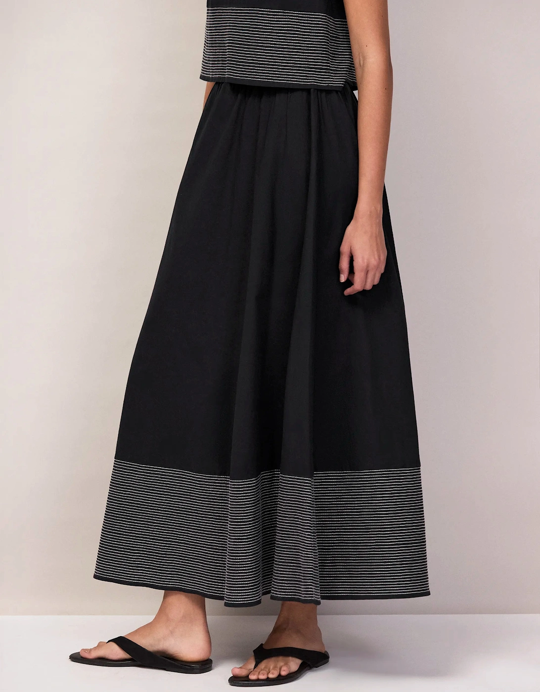 Black Cotton Contrast-Stitch Maxi Skirt