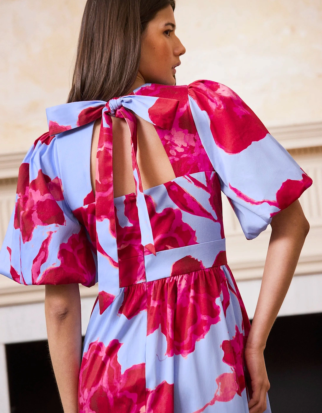 Petite Seraphina Pink And Blue Floral Puff Sleeve Dress