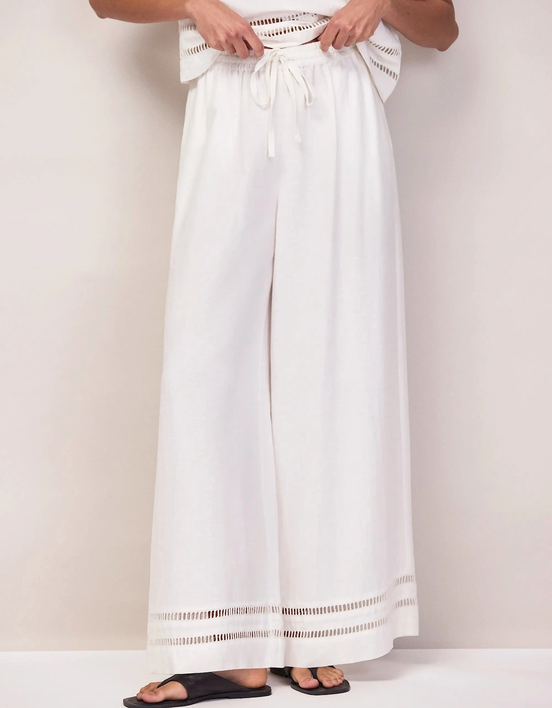 Petite White Linen-Blend Ladder-Trim Wide-Leg Trousers