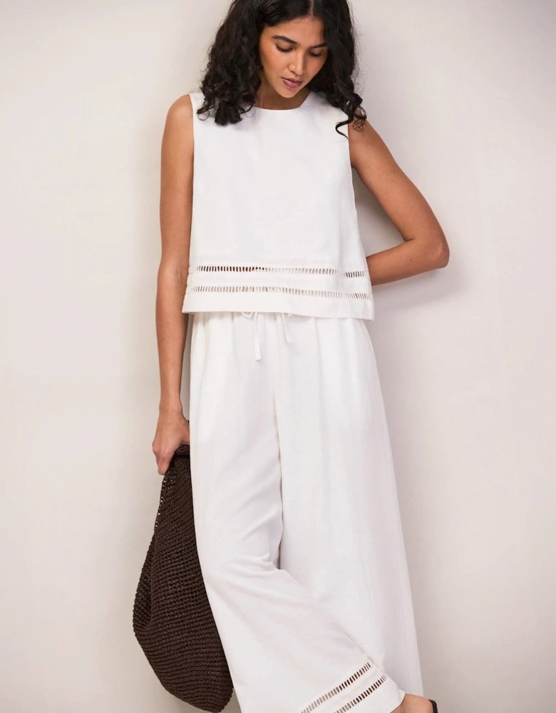 White Ladder Trim Shell Top With Linen