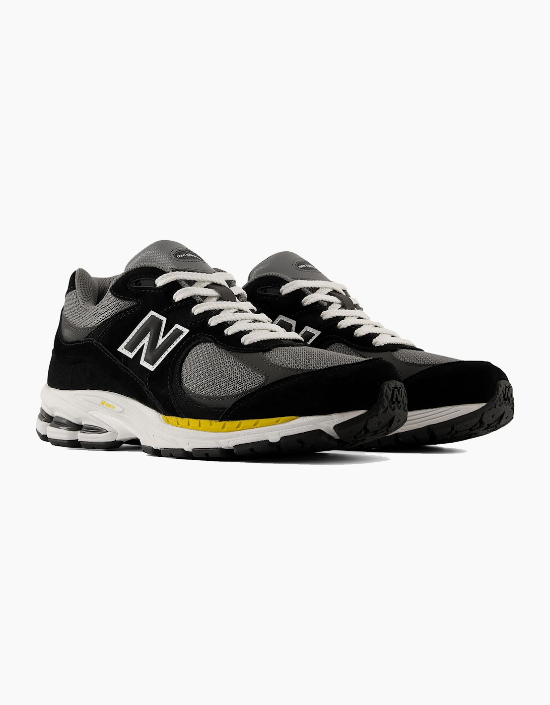 NEW BALANCE 2002 TRAINER BLACK/BLACK CEMENT