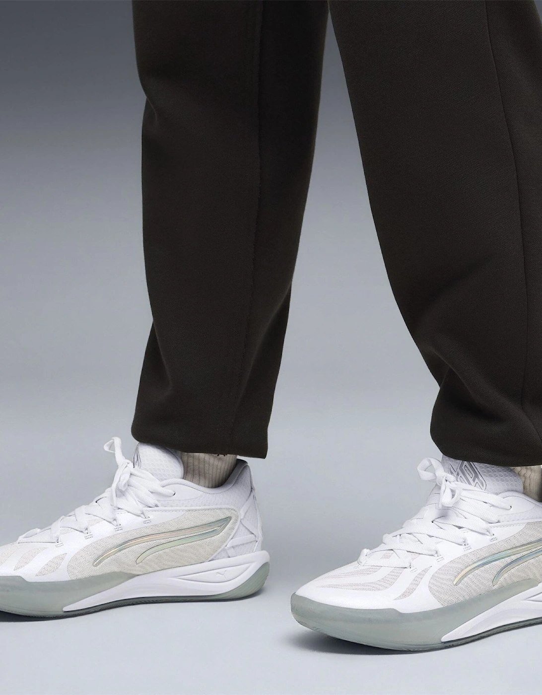 Stewie 4 Basketball Trainers